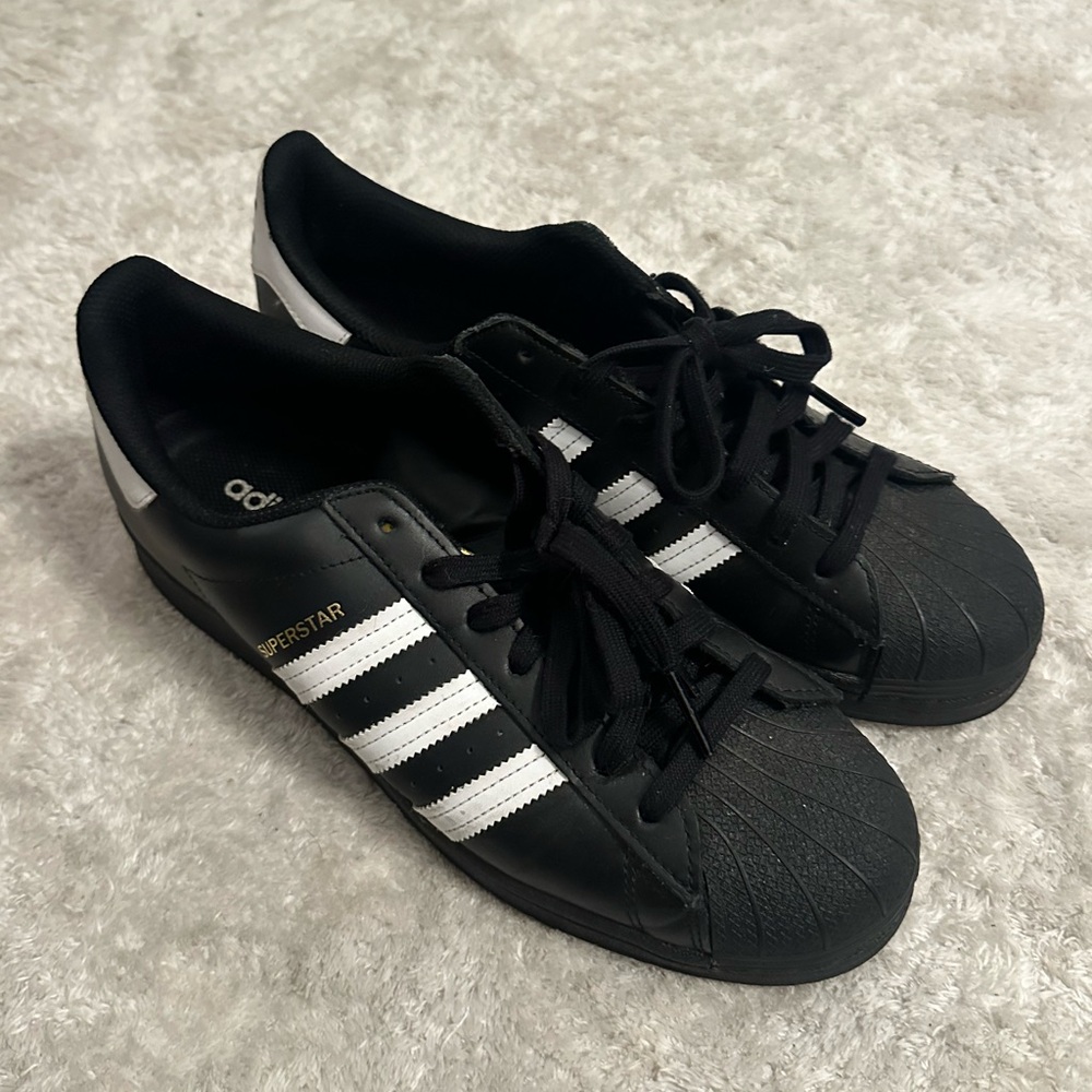 Adidas Superstar Sneakers - Size M 10.5